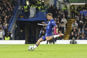 九游体育入口-霍尔：欧协联上能阻挡我们的球队不多，争冠当然是我们的目标