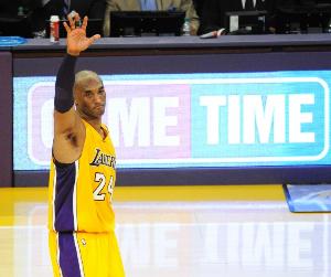 九游娱乐-钱德勒：我从9岁开始看科比的比赛 他就是我们的乔丹