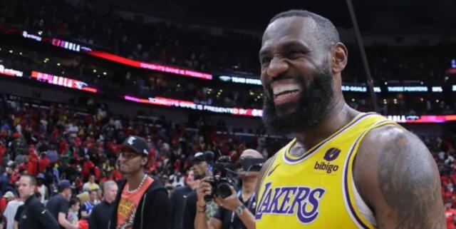 九游娱乐-詹姆斯：我还没有决定我的未来 会和家人们商量